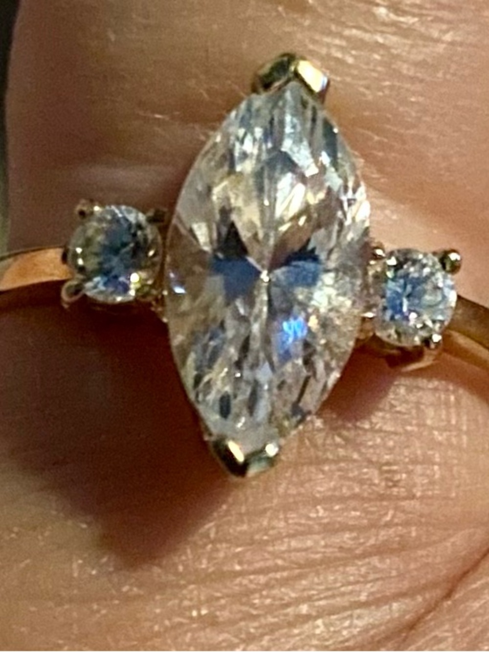 10 K Marquise-Cut CZ Three-Stone Ring in Clear Crystal size 7
